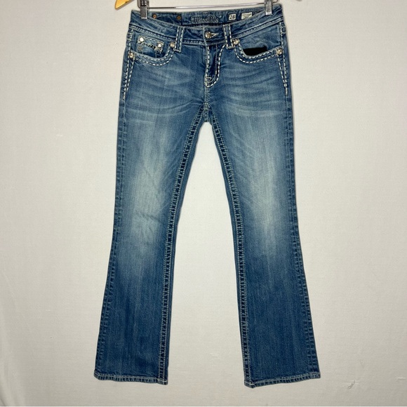 Miss Me Embroidered Western Boot Cut Women’s Jeans Size 28 - Picture 1 of 8